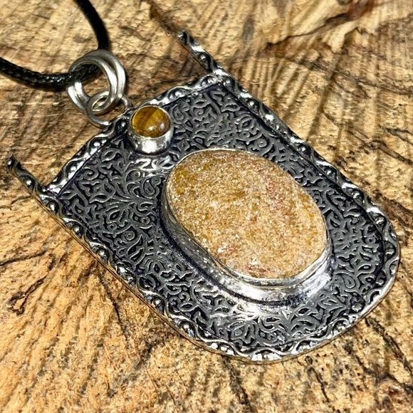 Tiger Eye & Aventurine Pendant 2 1/4” - Picture 6 of 10